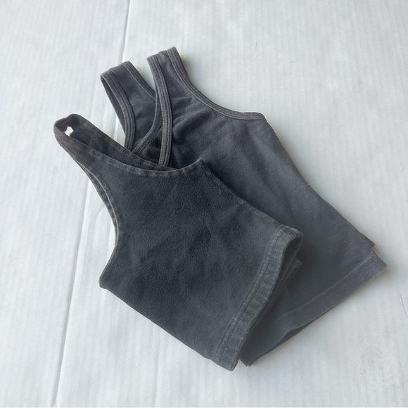 Brandy Melville x 2 Charcoal Cropped
Tanks / Bandeau - Picture 13 of 15